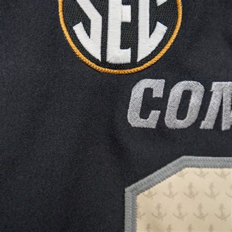 Vanderbilt Commodores Tease New Football Uniforms – SportsLogos.Net News