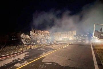 Chocaron Dos Camiones De Frente Y Ambos Conductores Murieron Uno De