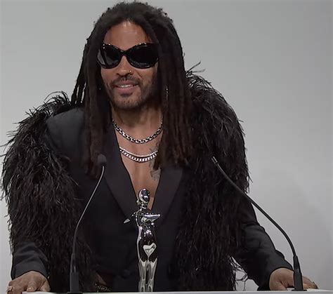 Lenny Kravitz Wears Fingers Full of Rings at CFDA Awards