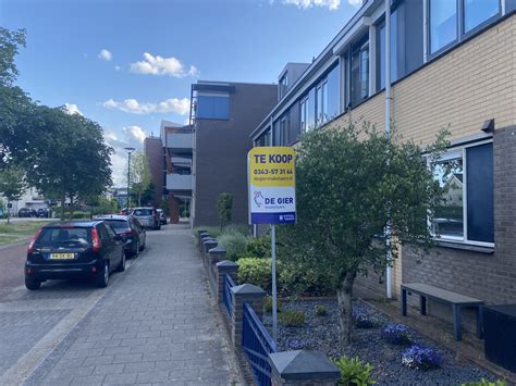 Kerken In Centrum Veenendaal Niet Blij Met Idee Voor Betaald Parkeren