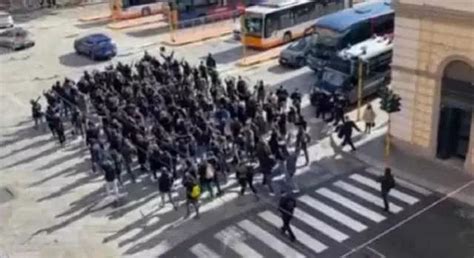 YouTG NET Corteo Degli Ultras Del Napoli A Cagliari Arriva Il Daspo