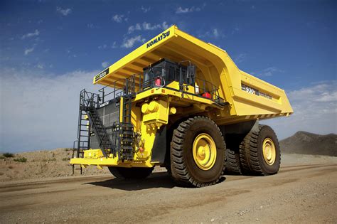 Komatsu outlines its "power agnostic" strategy for the future of mining ...