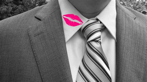 kenali lima tipe pria  mudah berselingkuh