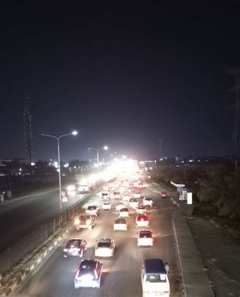 Traffic Updates Useful Info On Twitter Onnyjp Lagos Traffic As 1018pm Lagos Full Of