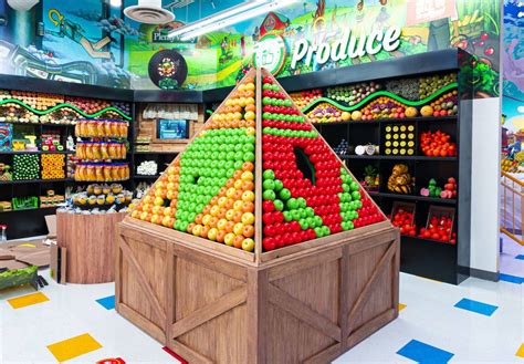 This Mind-Bending Grocery Store In Las Vegas Takes Immersive Art To A ...