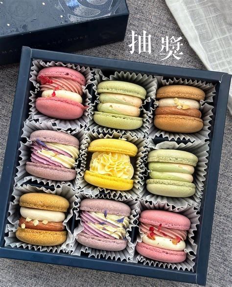 Ghim của Ember Strand trên macaron Bánh macaron Thức ăn Bánh