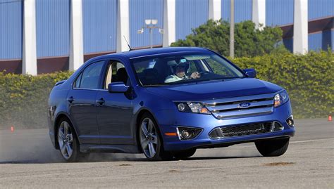 2010 Ford Fusion HD Pictures Carsinvasion