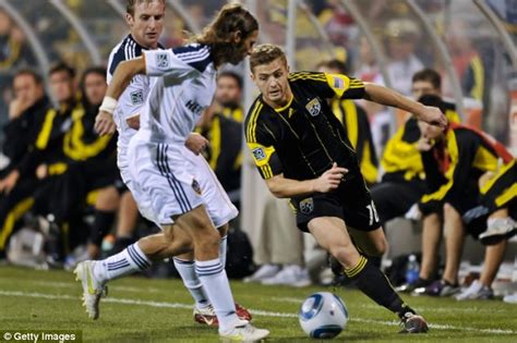 Robbie Rogers Former Leeds Football Player Comes Out As Gay And Announces His Retirement From