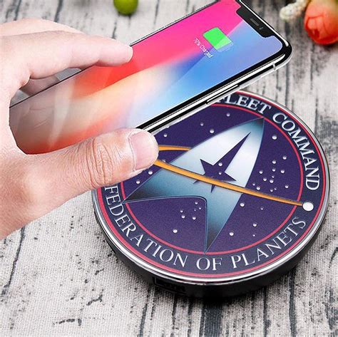 Star Trek Qi Wireless Charger Review Fameteks Charger That Beams