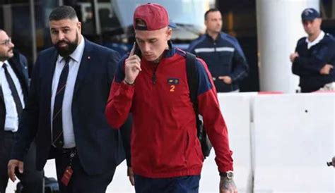 Roma Karsdorp Si Va In Causa Serie A Calciomercato