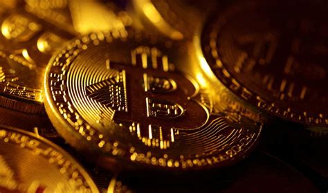 Bitcoin cruza los 57 000 dólares con un gran círculo de compradores