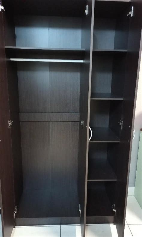 Almari 3 Pintu Baru Furniture And Home Living Furniture Shelves