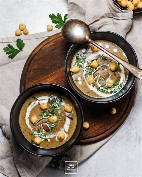 Aksamitna zupa grzybowa z mrożonych podgrzybków Karo in the Kitchen