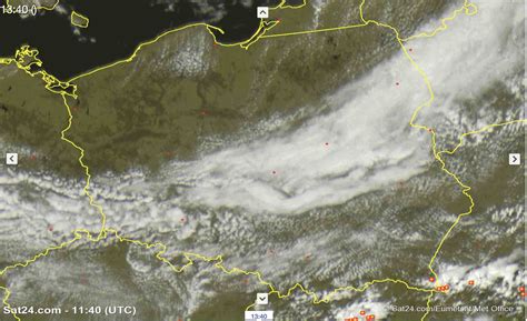 Burze występują w piątek nad Polską Wiemy gdzie niebo przecięły