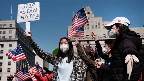 民调显示：八成亚裔美国人认为针对亚裔的暴力事件正在增多 国际在线