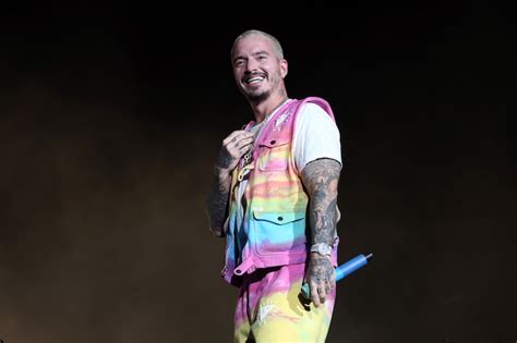 Bad Bunny Y J Balvin Anuncian Sus Nuevos Discos Tras La Super Bowl Foto 4