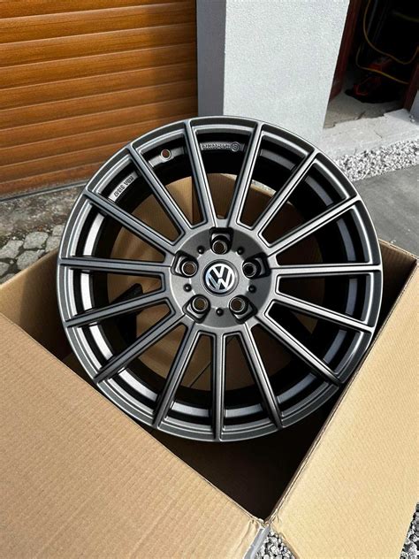 Nowe Felgi Aluminiowe Aez X Skoda Seat Audi Vw Mercedes Grafit