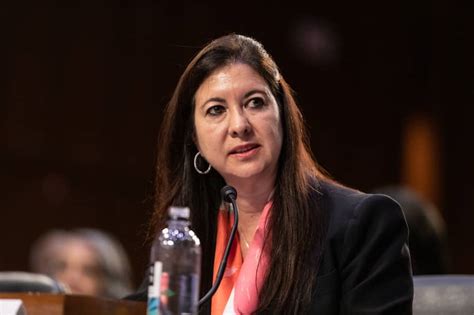 Adriana Kugler De Origen Colombiano Es La Primera Gobernadora Latina De La Reserva Federal