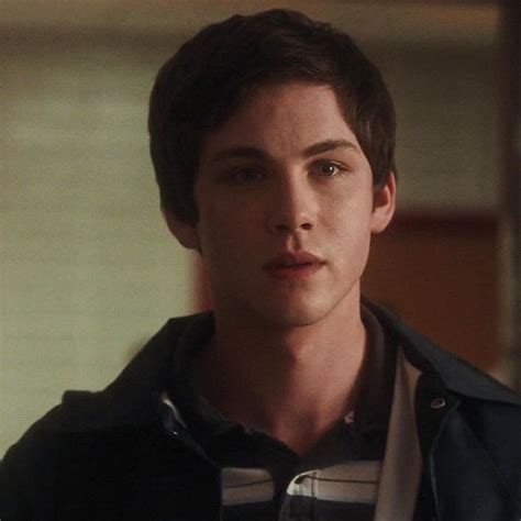 Pin De Nada Aboutabl Em The Perks Of Being A Wallflower As Vantagens