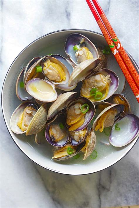 Japanese Steamed Clams Easy Delicious Recipes