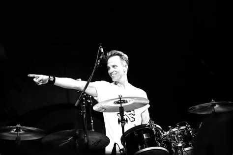 Pearl Jam Drummer Matt Cameron Denies Rumours About Joining Foo Fighters