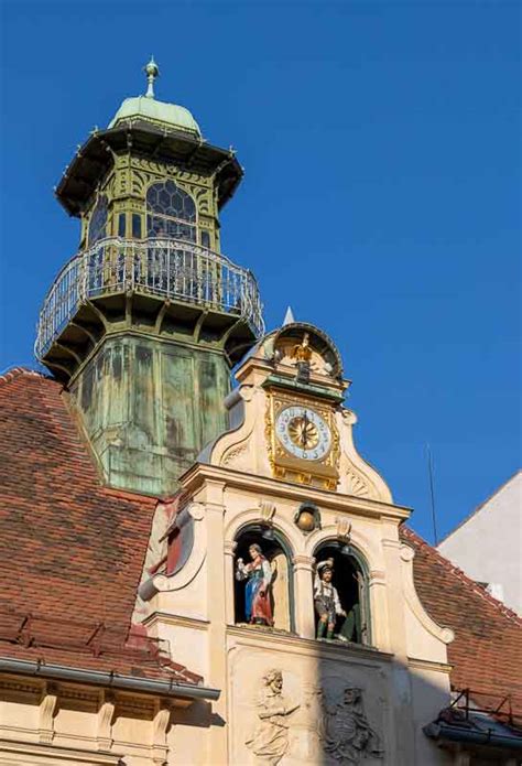 Glockenspiel Platz Graz Austria The Travelbunny