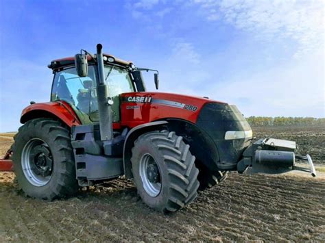 Case IH Magnum 280 Traktor Суми technikboerse