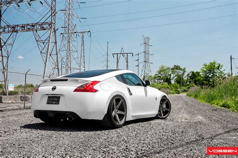 Custom Nissan 370Z by Vossen Wheels - autoevolution