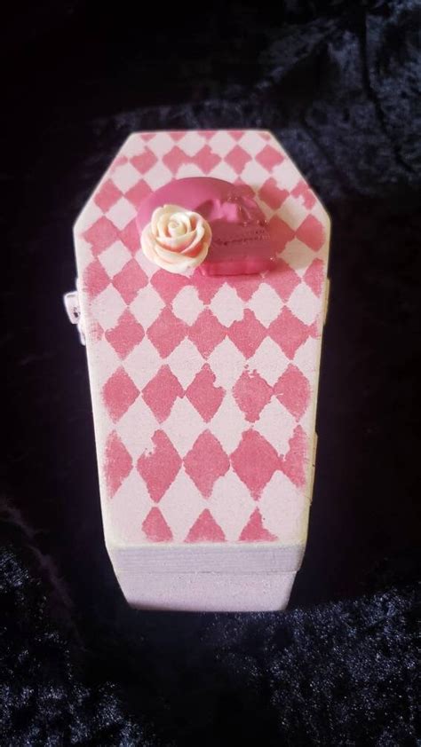 Gothic Kawaii Pink Coffin Hot Pink Skull Rose Valloween Decor Pastel