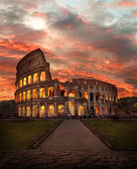 Sunset And The Colosseum In Rome Rstumbleduponthisgem