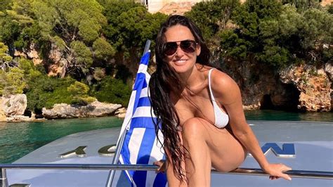 Demi Moore Jennifer Lopez À plus de ans elles prennent la pose en bikini sur Instagram