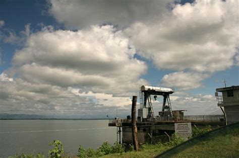 Udawalawe Reservoir - Fantastic Travel