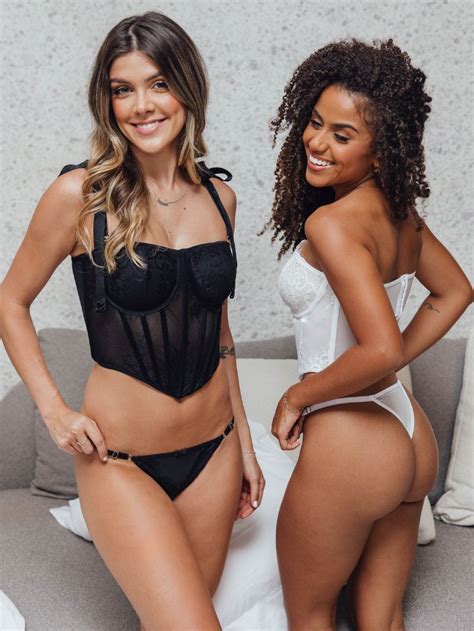 Calcinha Fio Valentine Liz Preta Oui Lingerie Peças feitas à mão muito amor e carinho
