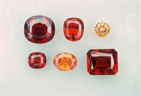 Garnet Value Price And Jewelry Information International Gem Society