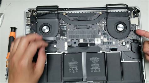 15 15 Inch Retina Macbook Pro A1398 Mid 2015 Complete Disassembly Almo Macbook Pro