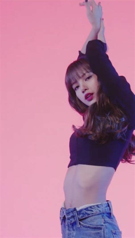 Pin by 𝐁𝐥𝐯𝐜𝐤𝐝𝐥𝐞 on Blackpink Blackpink lisa Lisa blackpink hot