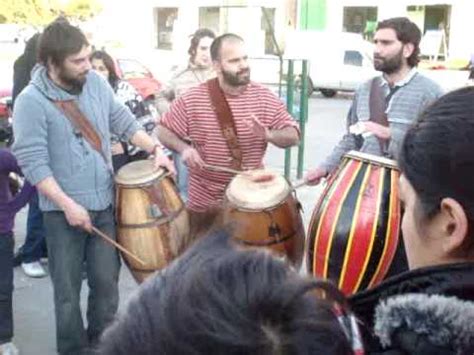 Dia del niño con Tambores Tintos YouTube