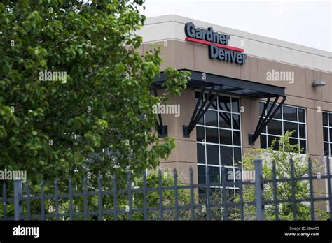 gardner denver logo  res stock photography  images alamy