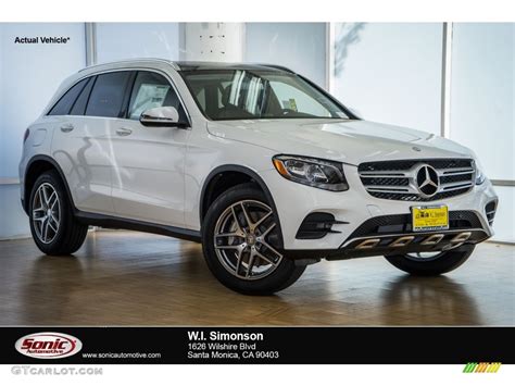 Polar White Mercedes Benz Glc Matic Photo