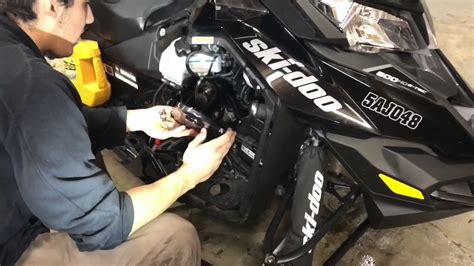 How To Change Your Chain Case Oil In A Etec Skidoo Youtube