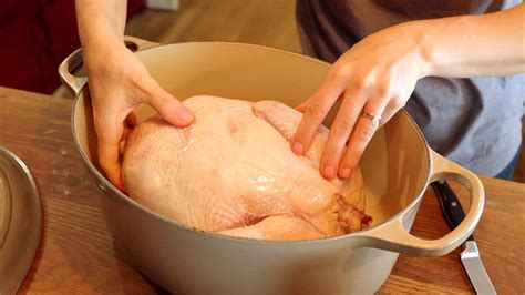 How To Slow Cook A Whole Chicken In The Oven