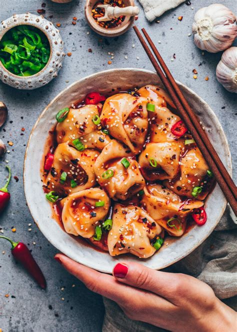 Sichuan Spicy Wontons In Chili Sauce Vegan Bianca Zapatka Recipes