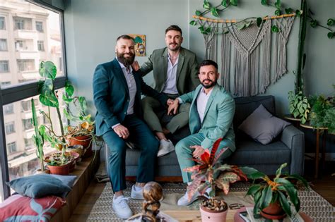 71 Impresionantes Fotografías De Una Boda Gay Poliamorosa En Brasil