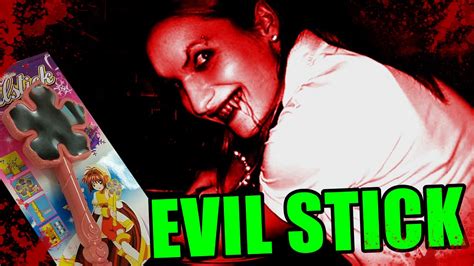 La Varita Del Diablo Evil Stick Un Juguete Muy Siniestro Youtube