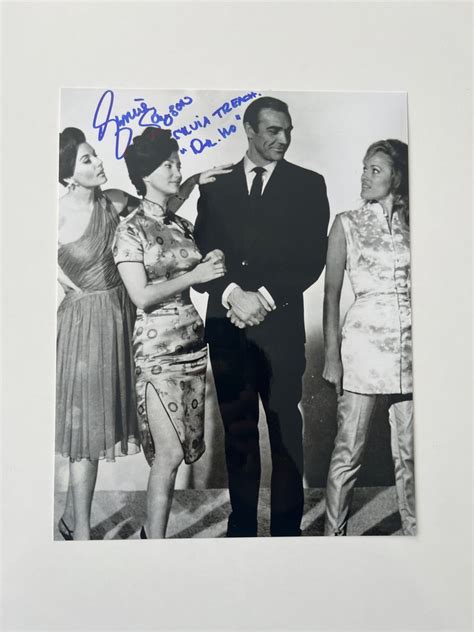 James Bond 007: Dr. No - Eunice Gayson(+) as "Sylvia Trench" handsigned photo with b´bc ...