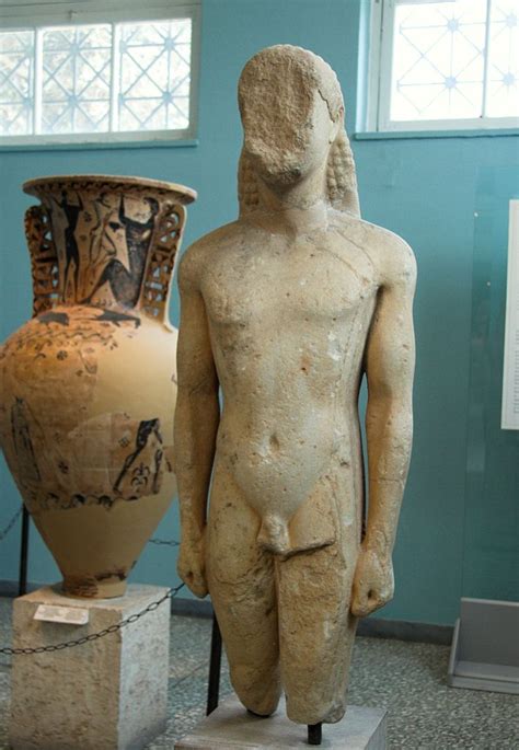 File Kouros Marble Torso 550 525 BC AM Eleusis 081130