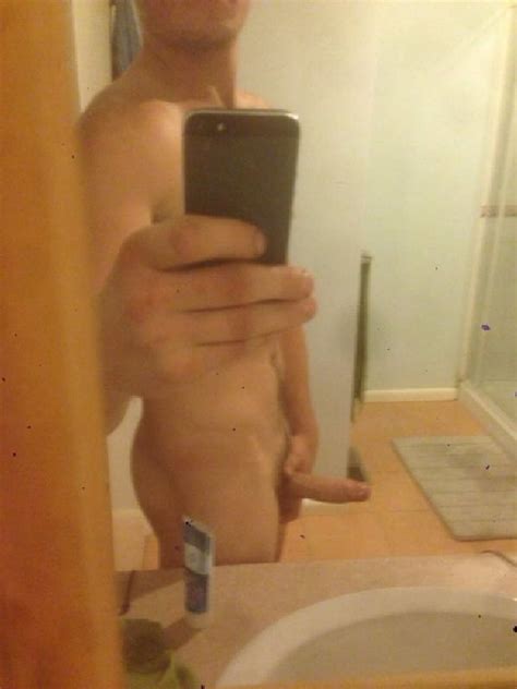 Erected Nude Man Take Mirror Selfie Cock Picture Blog