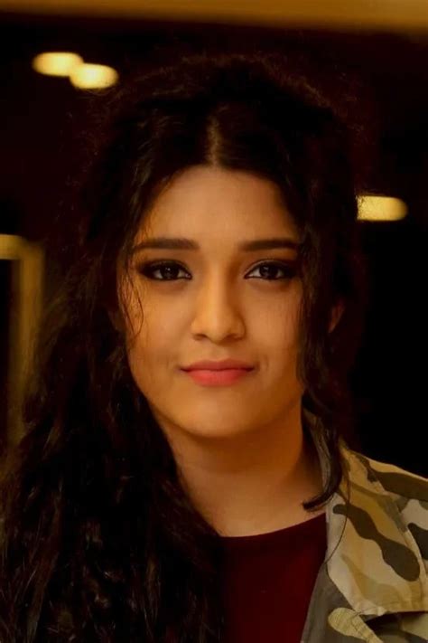 Ritika Singh Sa Biographie Filmographie Et Quelques Photos