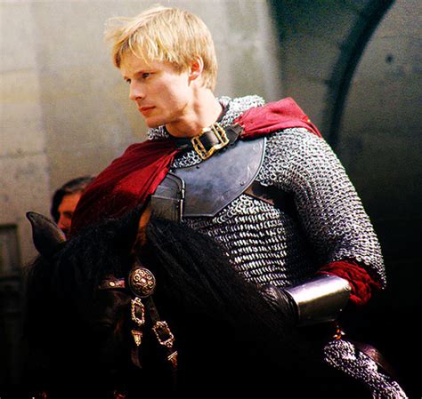 Arthur Pendragon Arthur And Gwen Photo 31266161 Fanpop