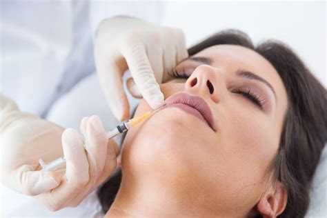 Juvederm Dolgu Nedir Ne Kadar Kalıcı estethica